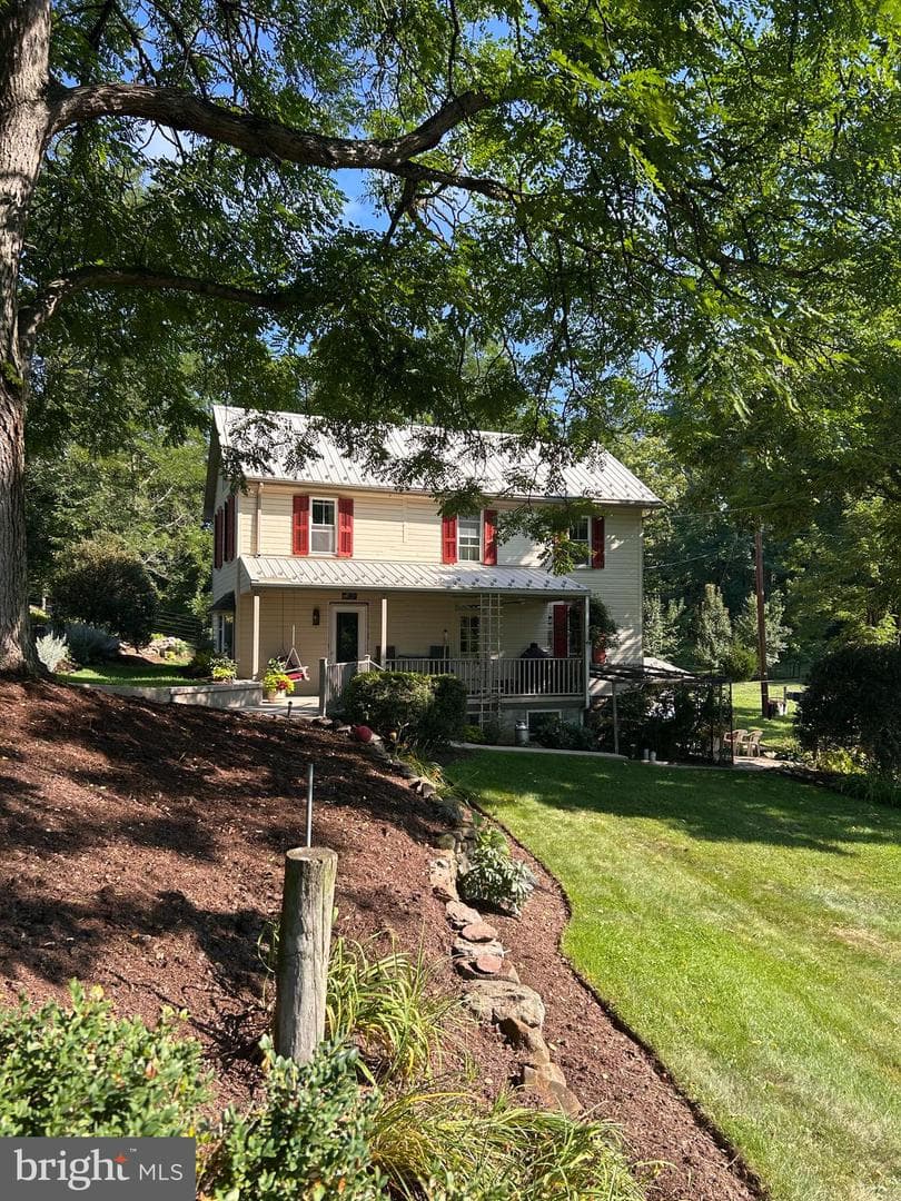 1569 Stonemill Drive photo 1