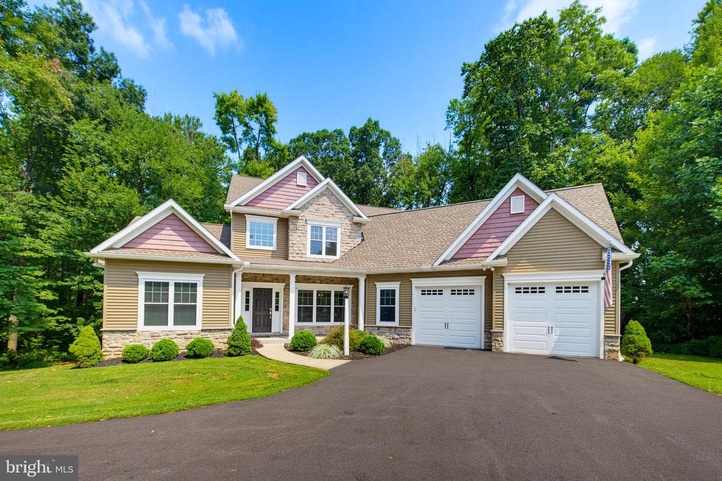 717 King Pen Road photo 1