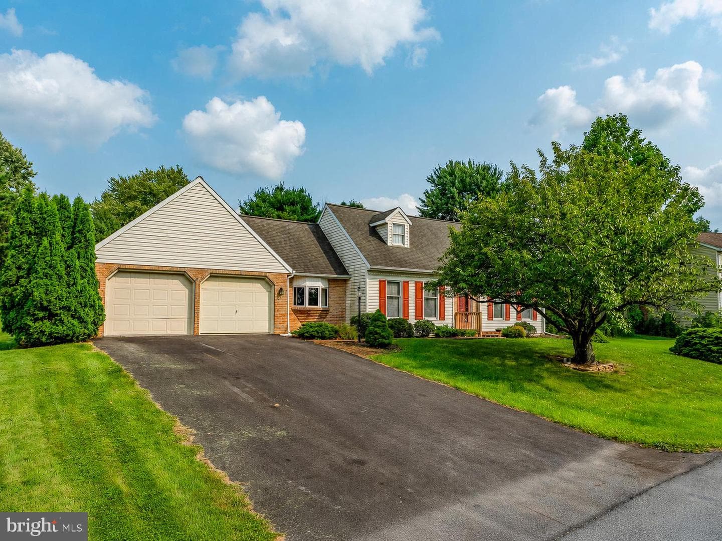 106 Raybil Drive photo 1