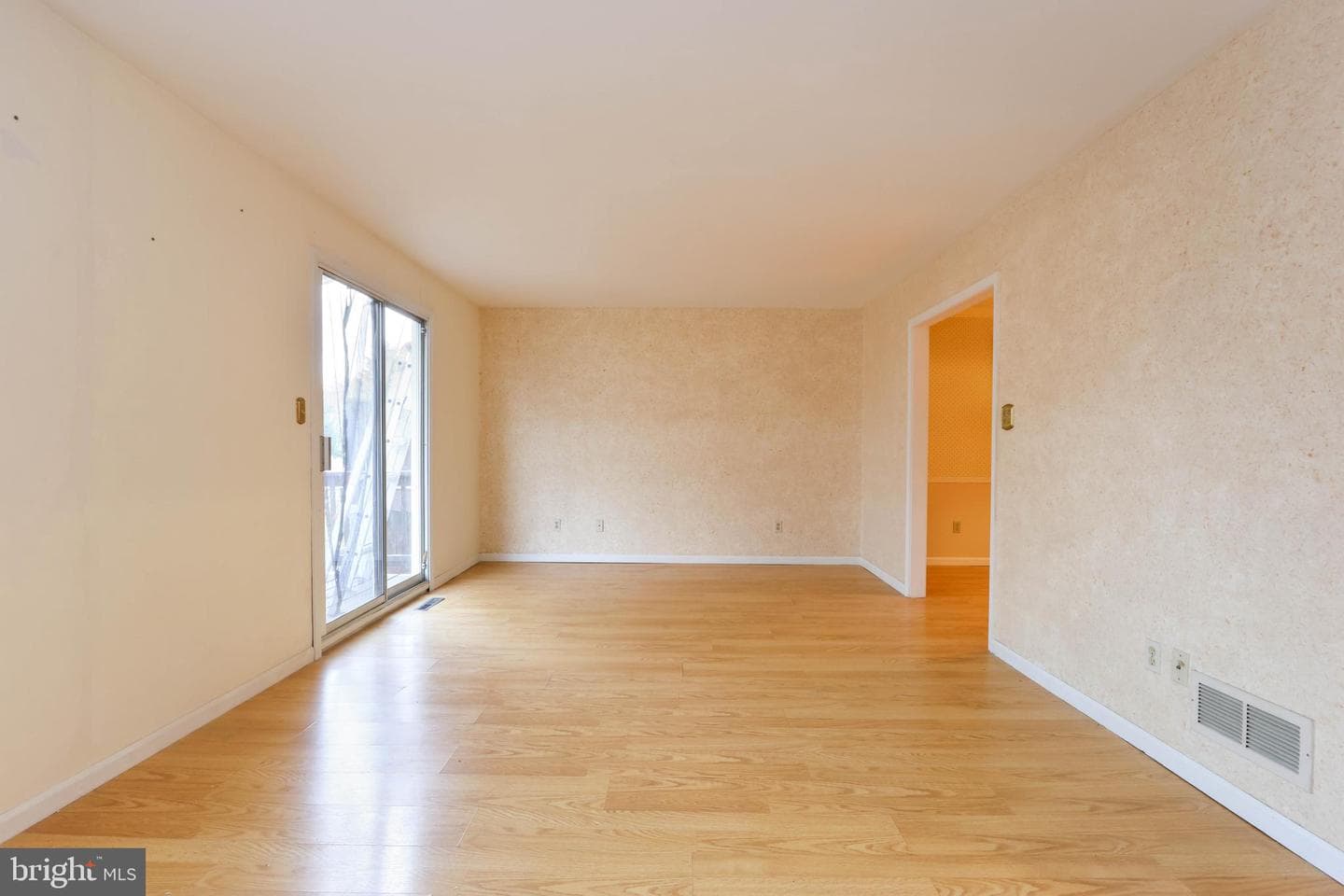 1053 Barnside Road photo 5