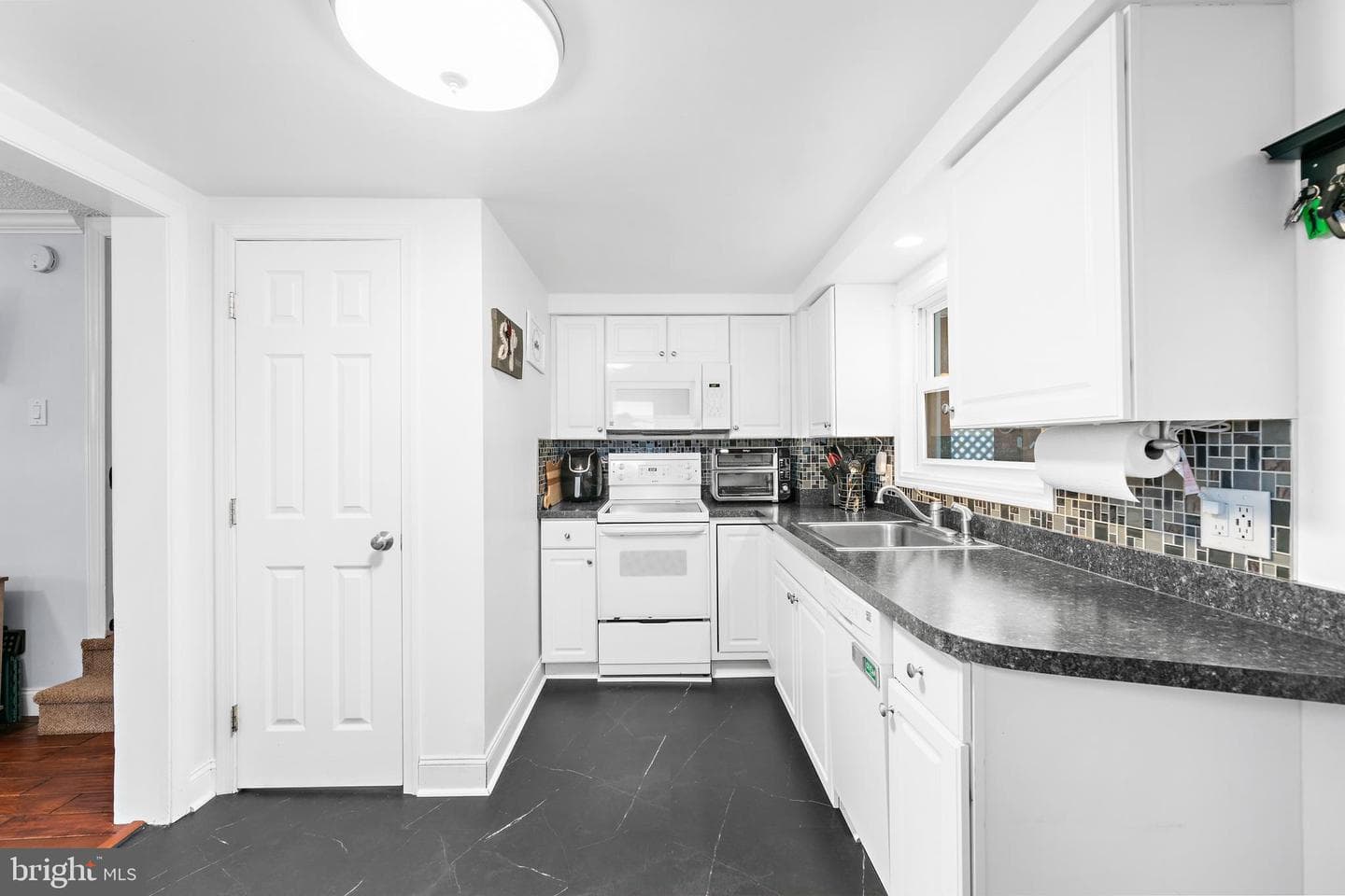 138 Cherry Street photo 14