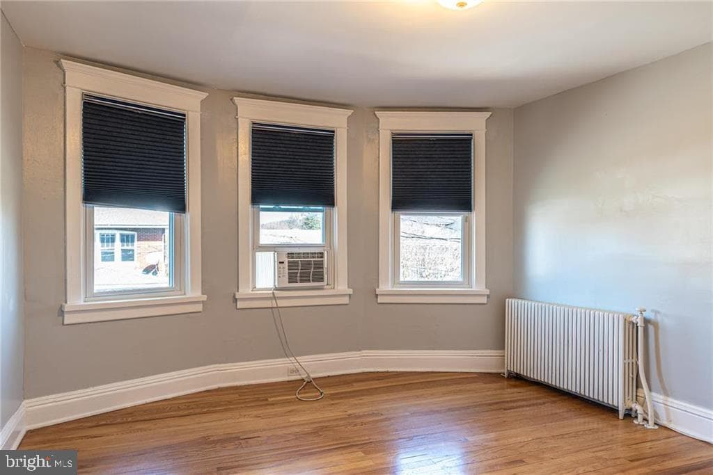 544 3rd Street N photo 9