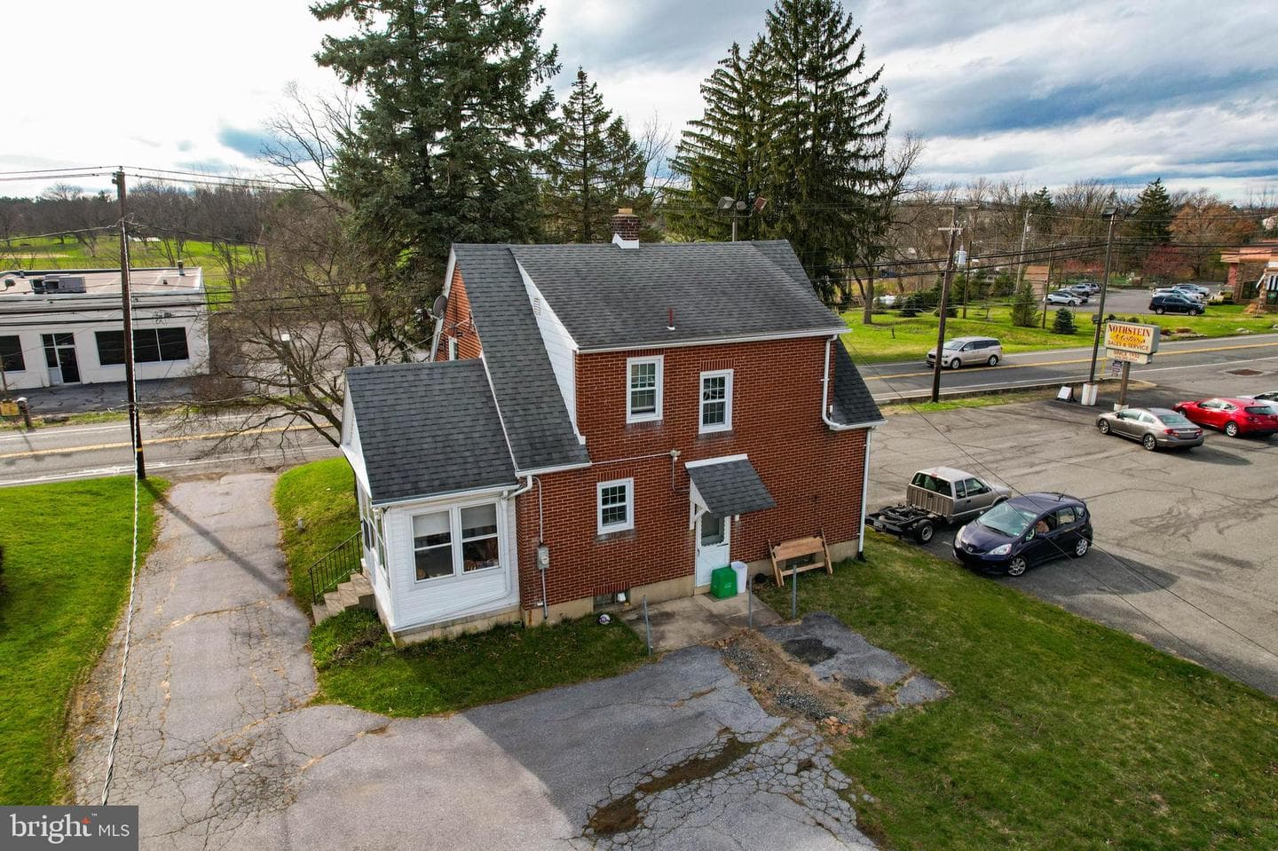 1115 Trexlertown Road photo 5