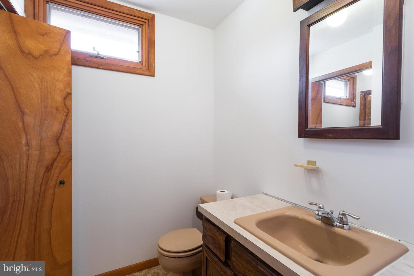 1755 Minesite Road photo 15