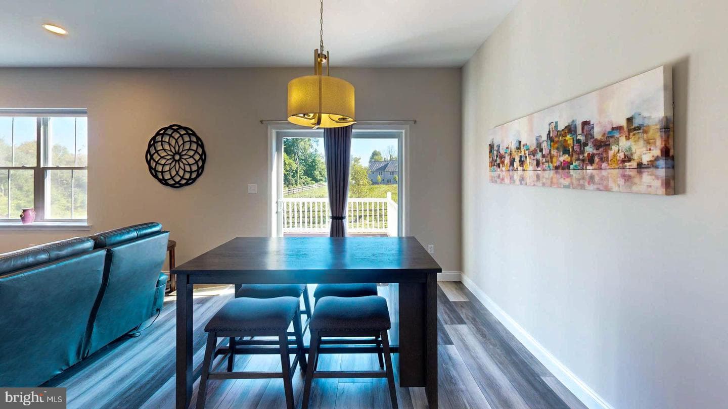 1408 Arch Street photo 15