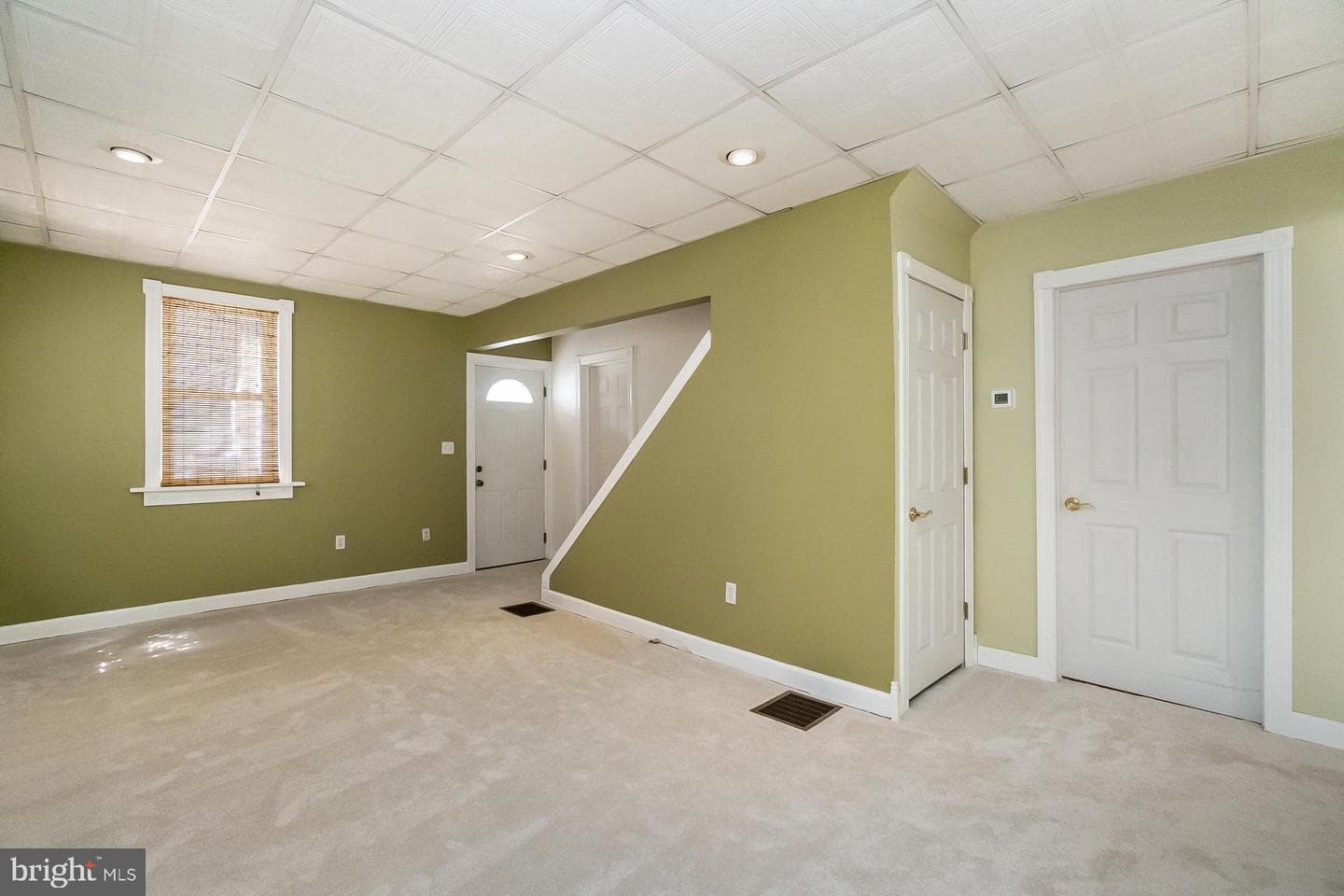 1233 Main Street photo 9