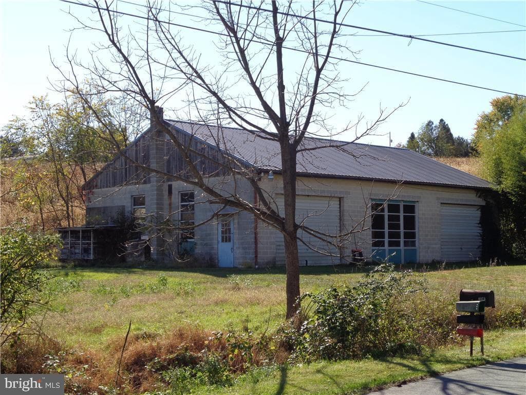 6975 Country Spring Road photo 21