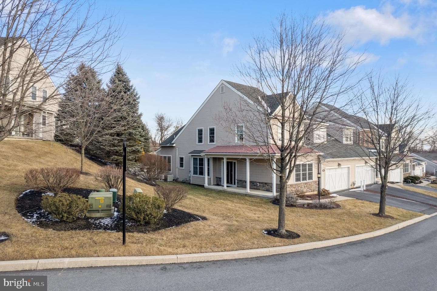 5560 Briar Lane photo 4