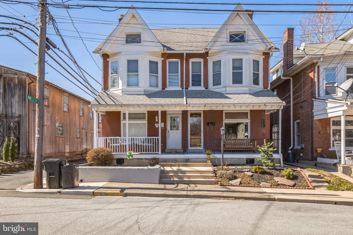 237 North Street photo 2