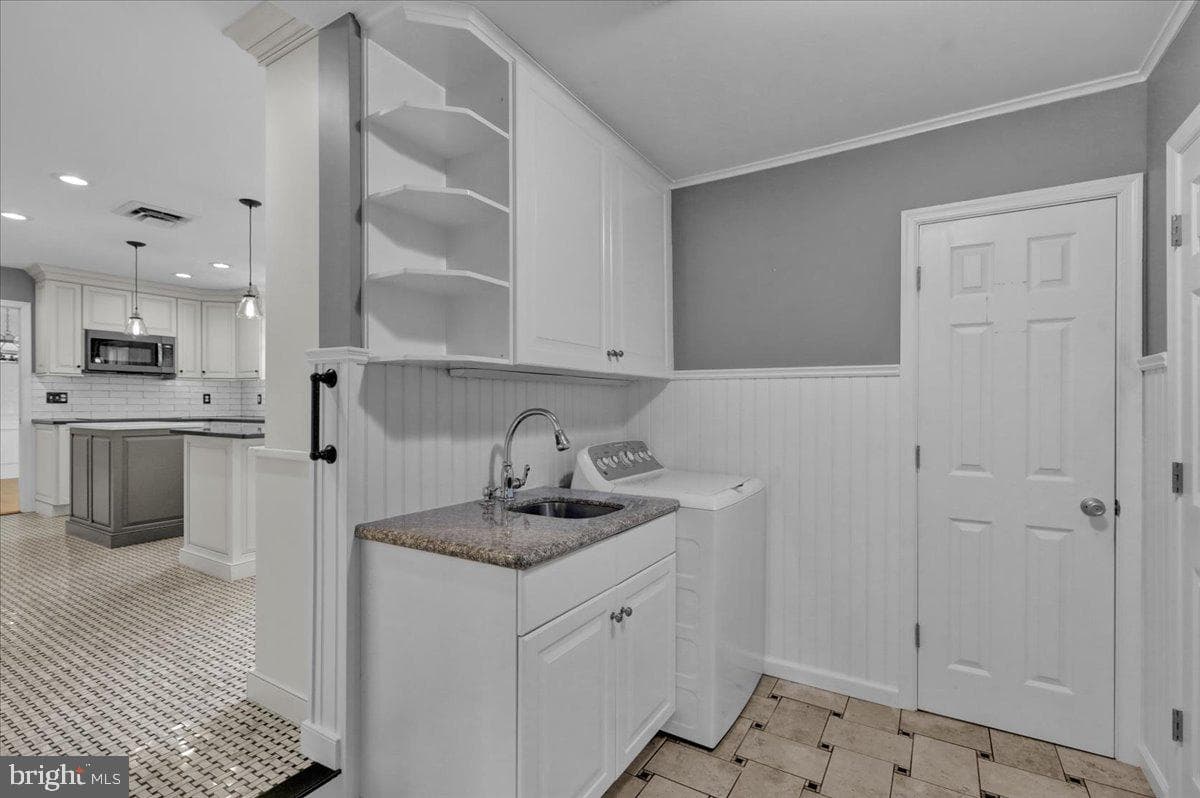 6528 Crown Lane photo 18