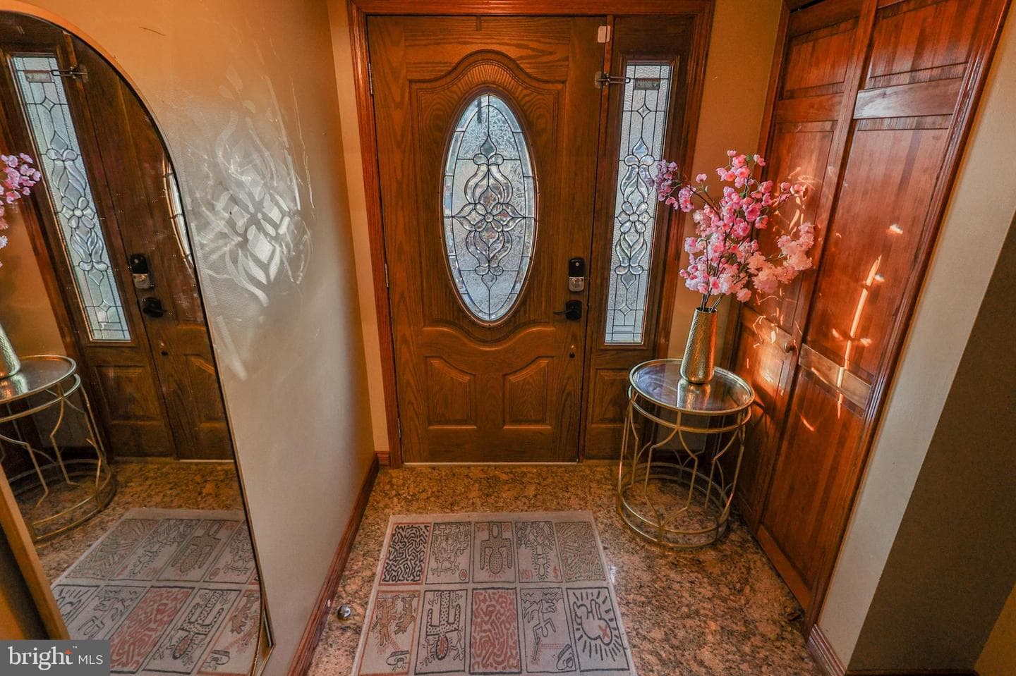 1881 Redwood Drive photo 4