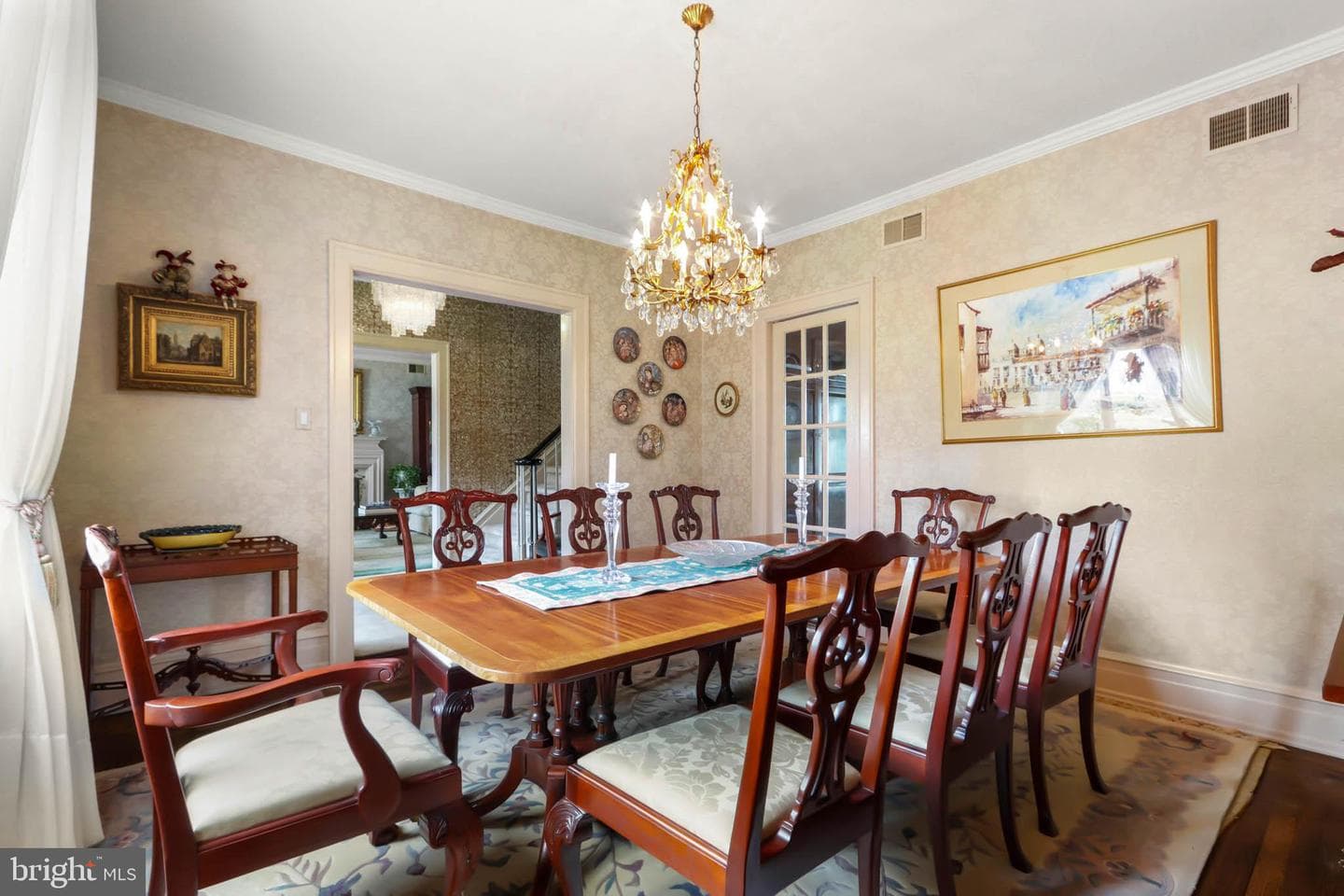 2730 W Chew Street photo 11