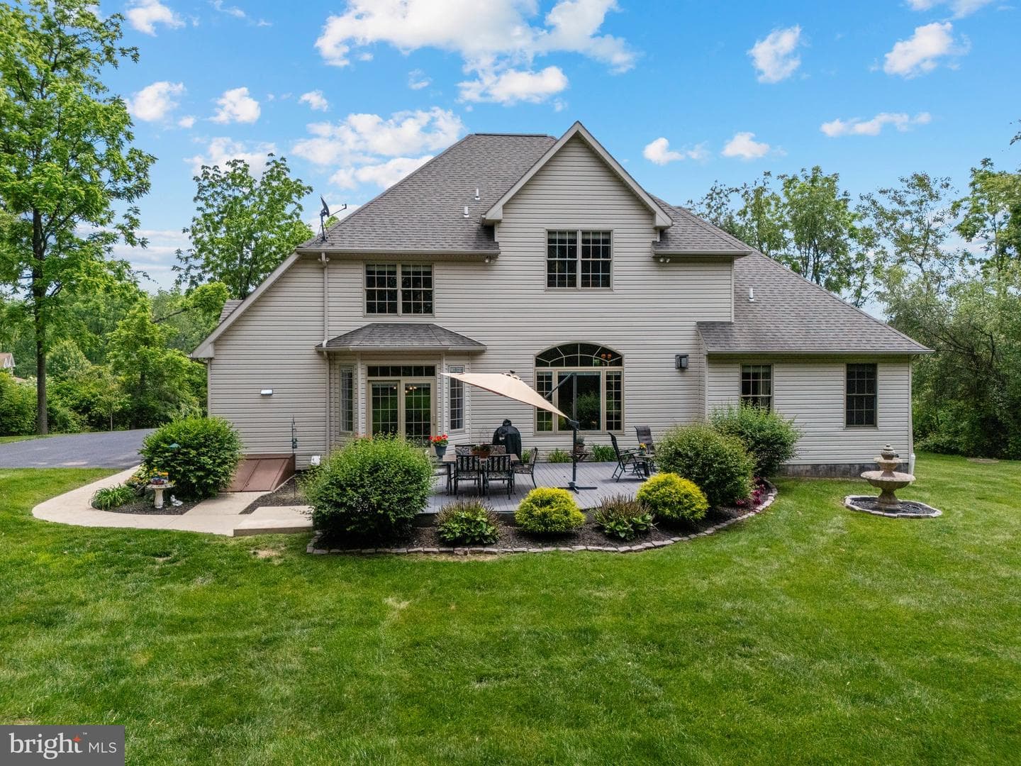 6335 Sweetbriar Lane photo 14