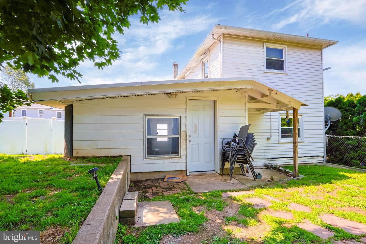 816 Walton Street photo 34