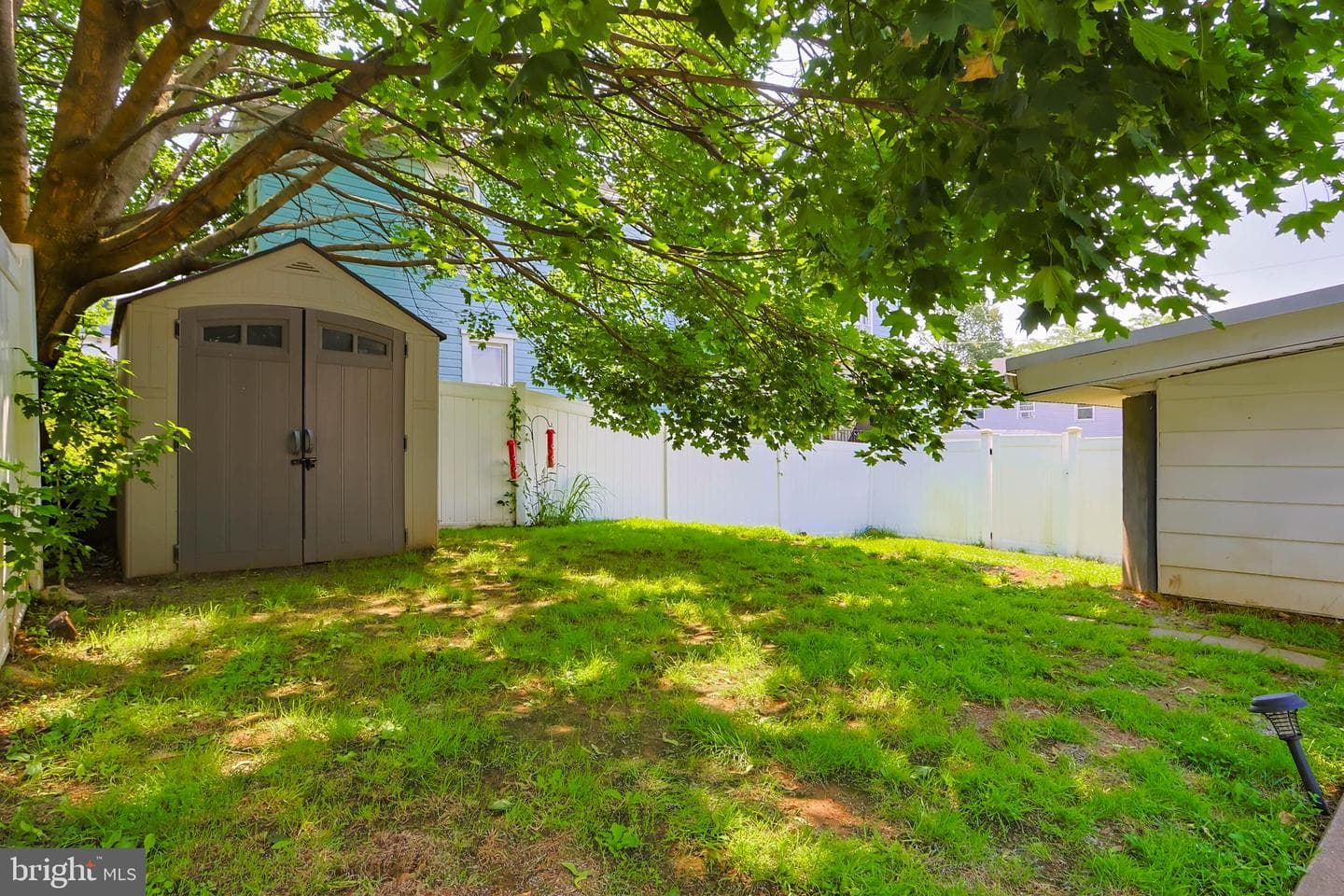 816 Walton Street photo 35