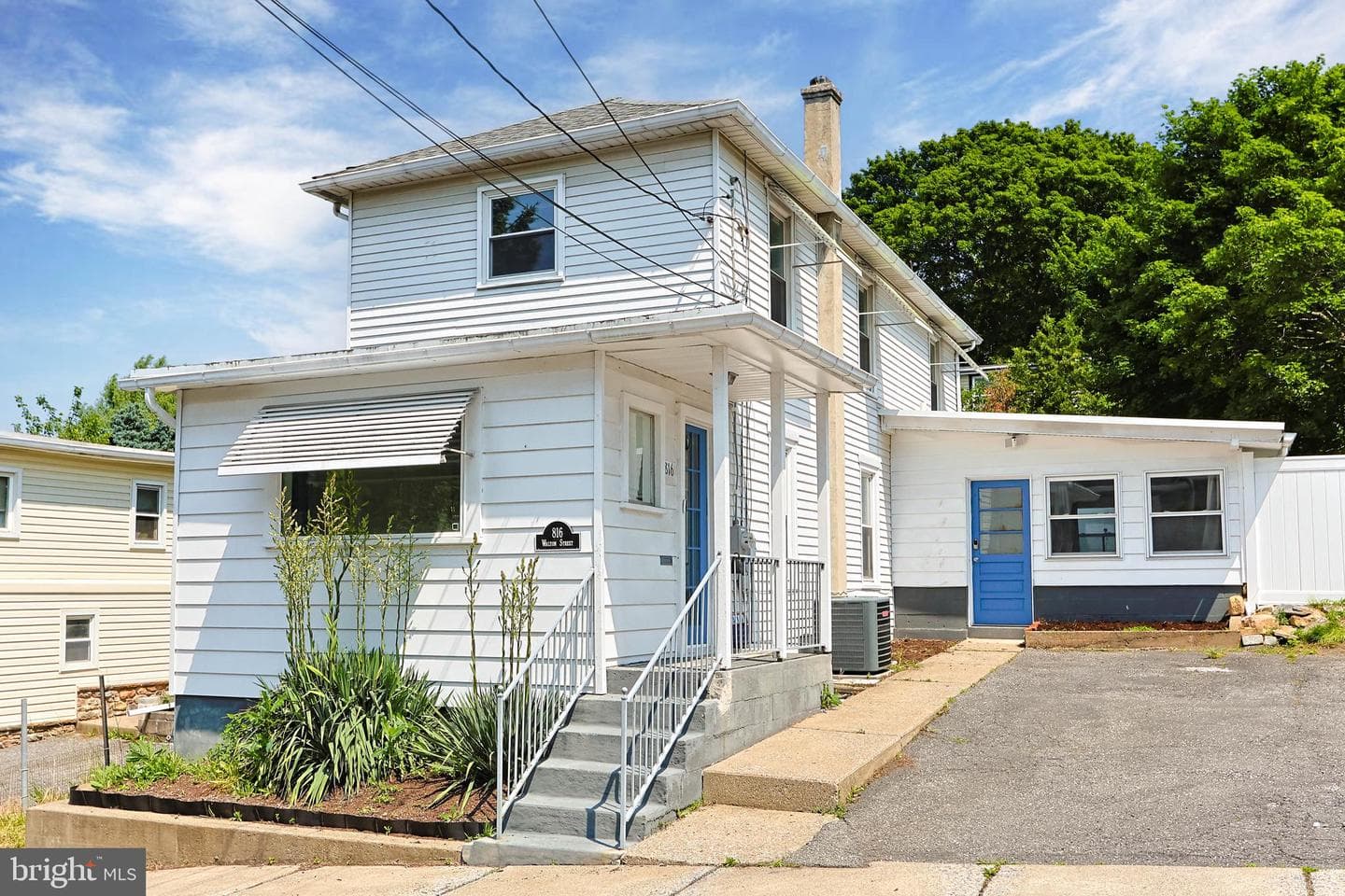 816 Walton Street photo 37