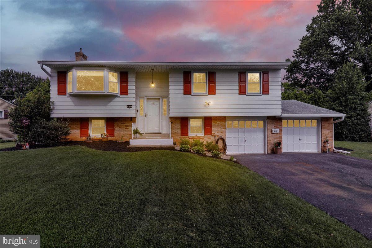 812 Miller Street photo 3