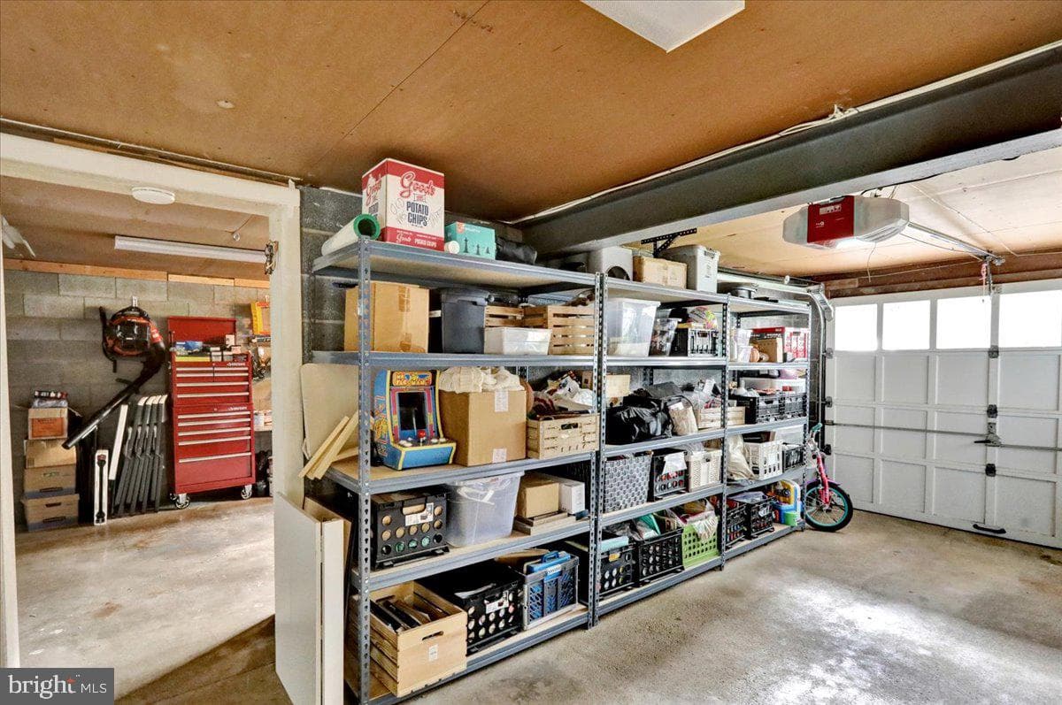 812 Miller Street photo 56