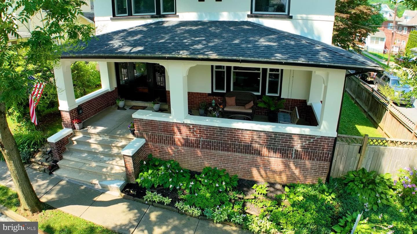 602 Norway Place photo 3