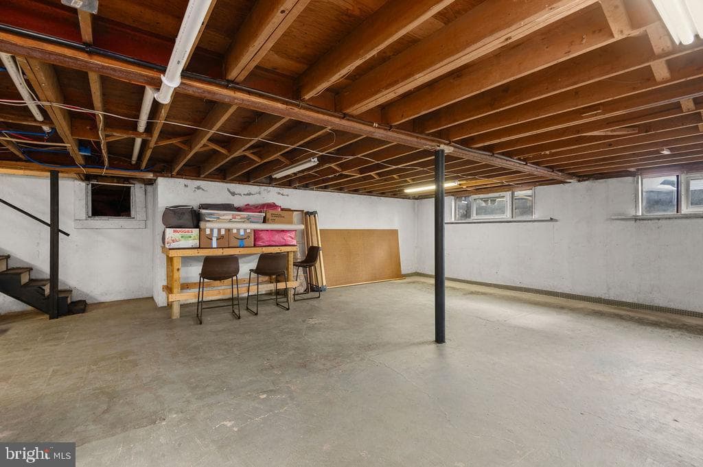 5196 Price Avenue photo 21