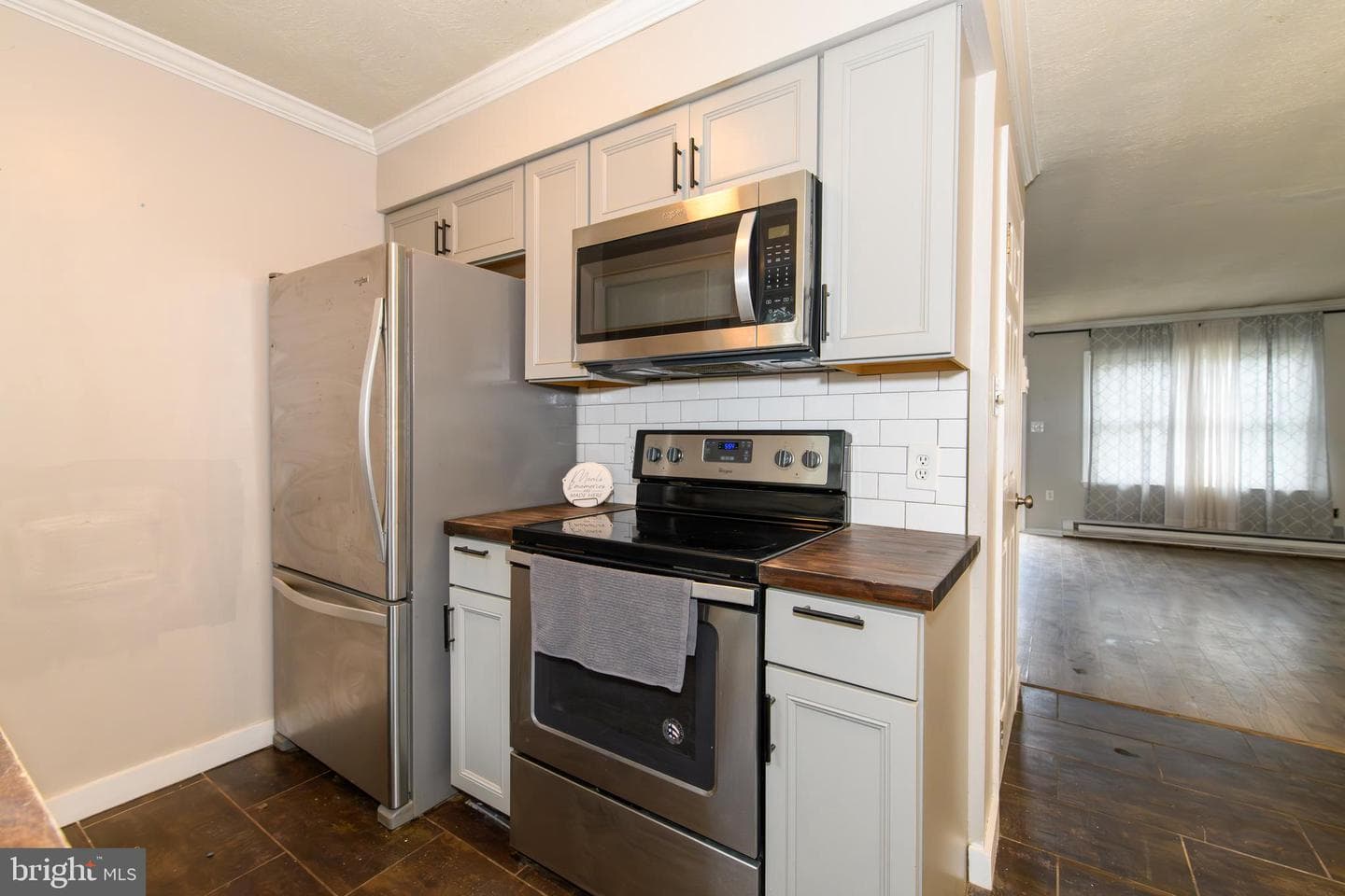 2612 Mountain Lane photo 5