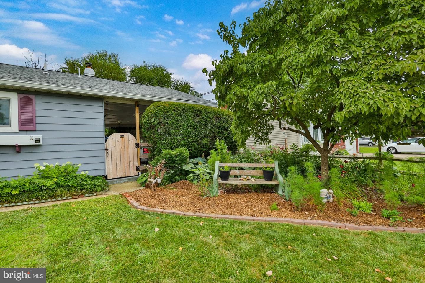 1353 Richard Avenue photo 7