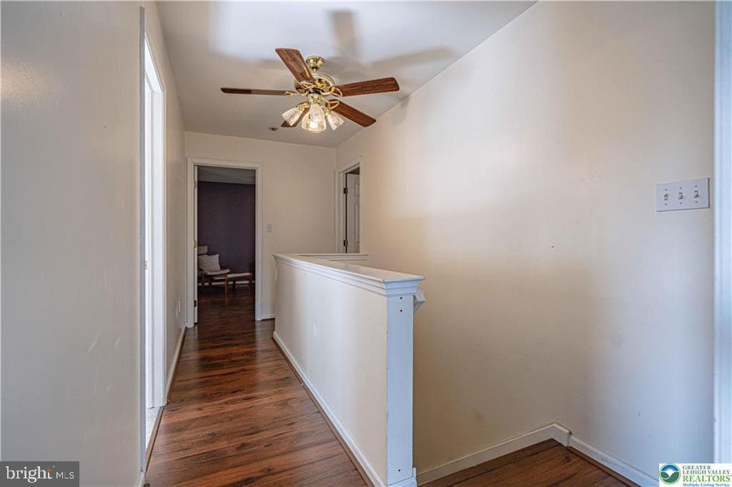 5460 Devonshire Court photo 22