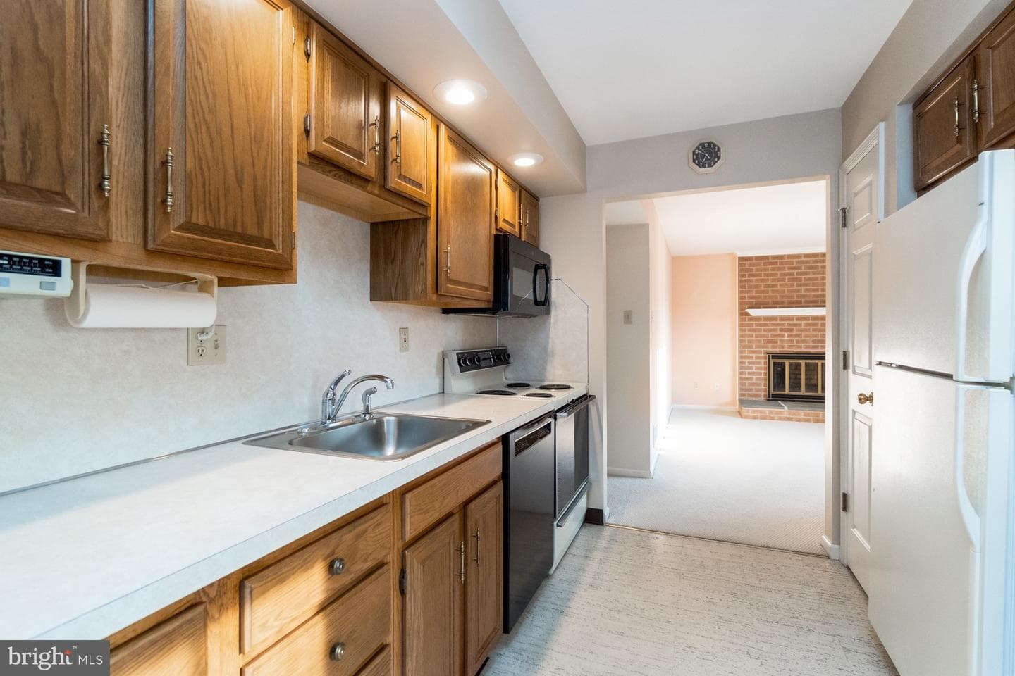 5691 Merion Lane photo 10