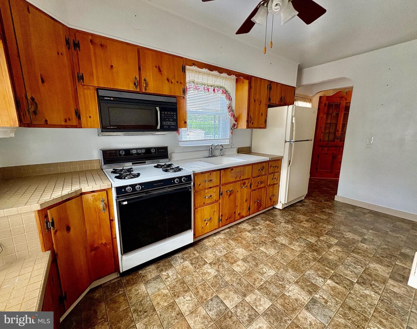 1512 N 25th Street photo 9