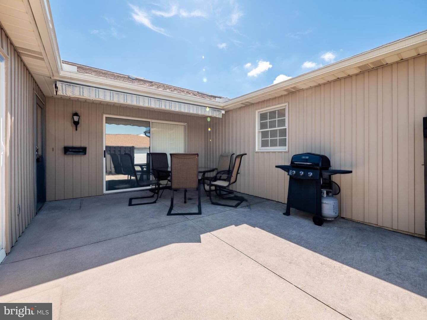 5696 Burning Tree Lane photo 3