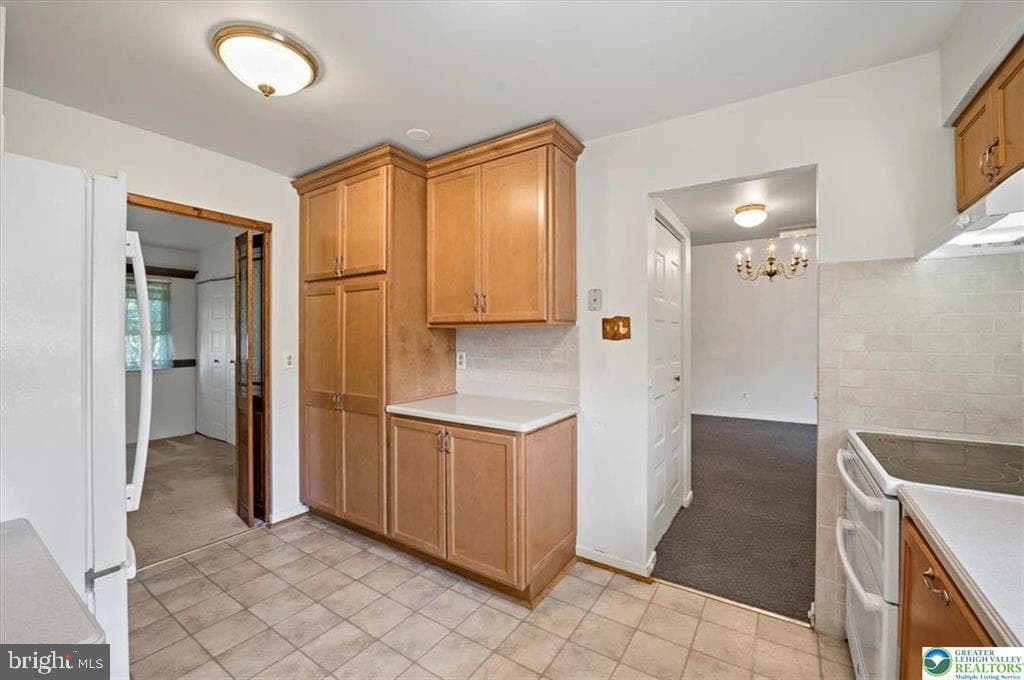 2796 Springhaven Place photo 6