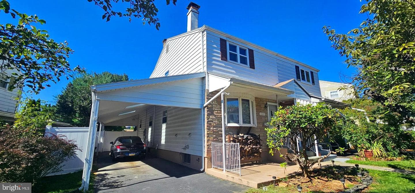 1309 Greenview Drive photo 3
