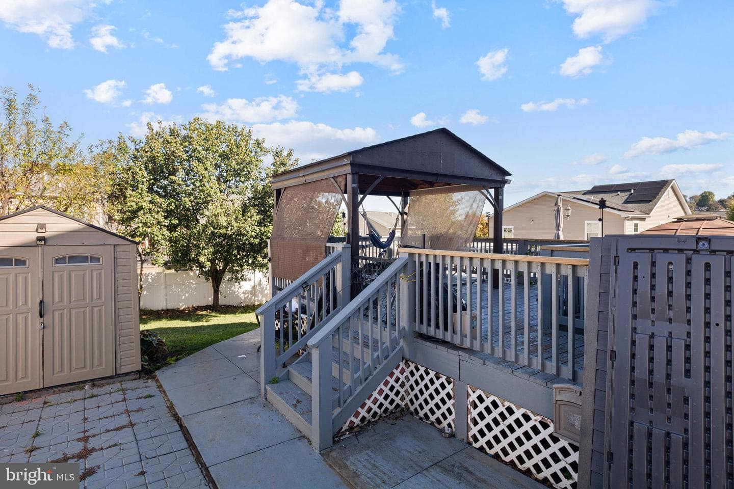 227 E Court Street photo 34