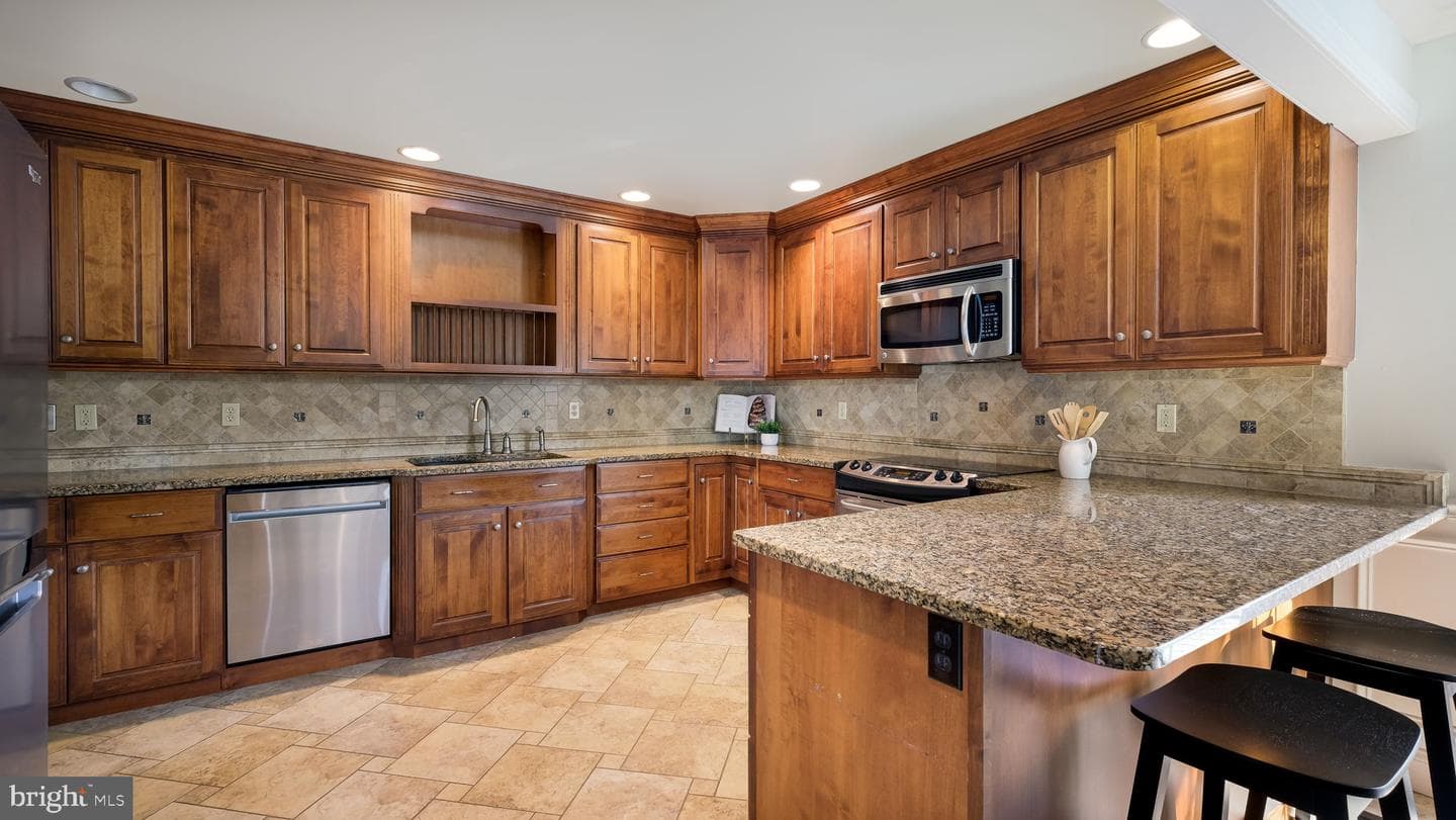 9032 Claussville Road photo 14