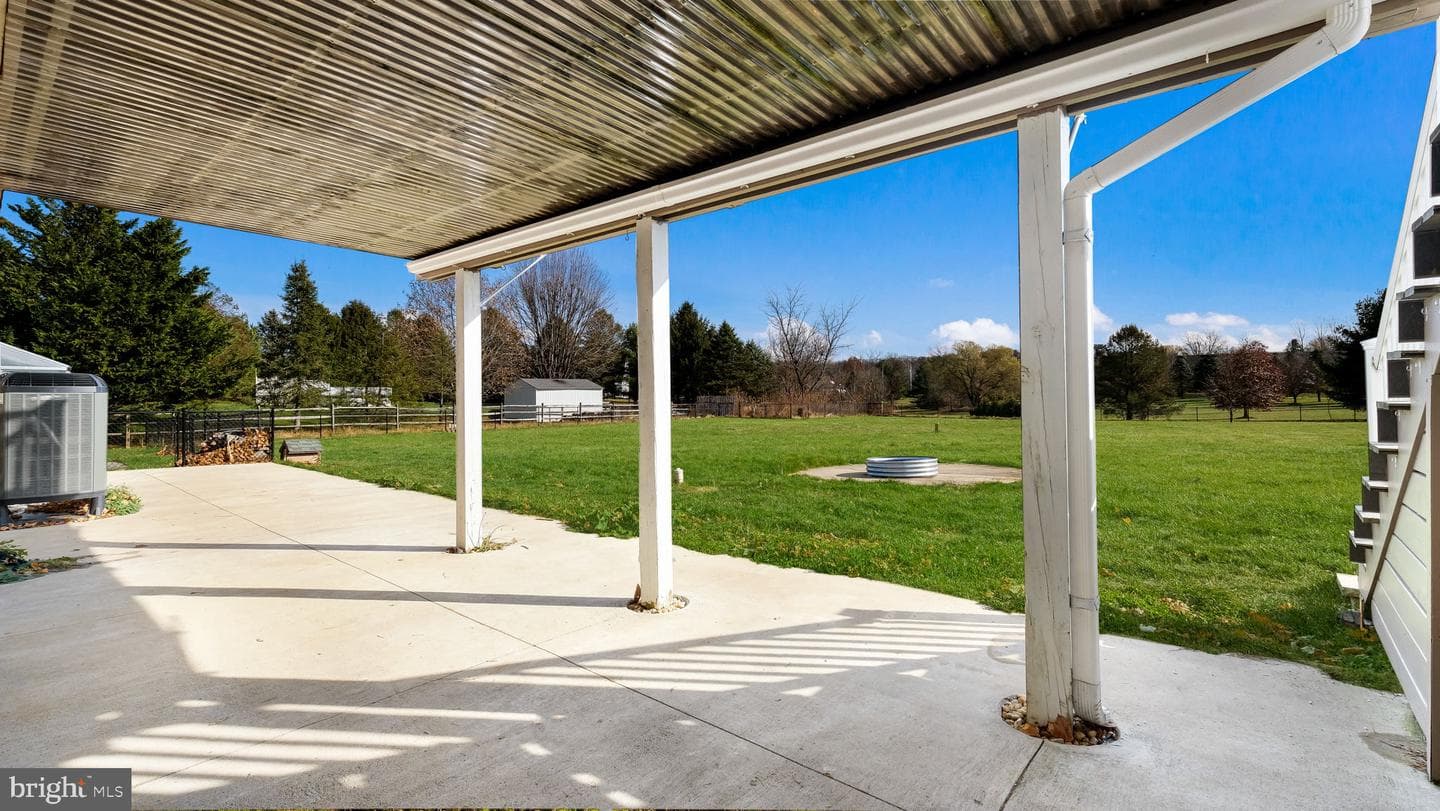 9032 Claussville Road photo 34