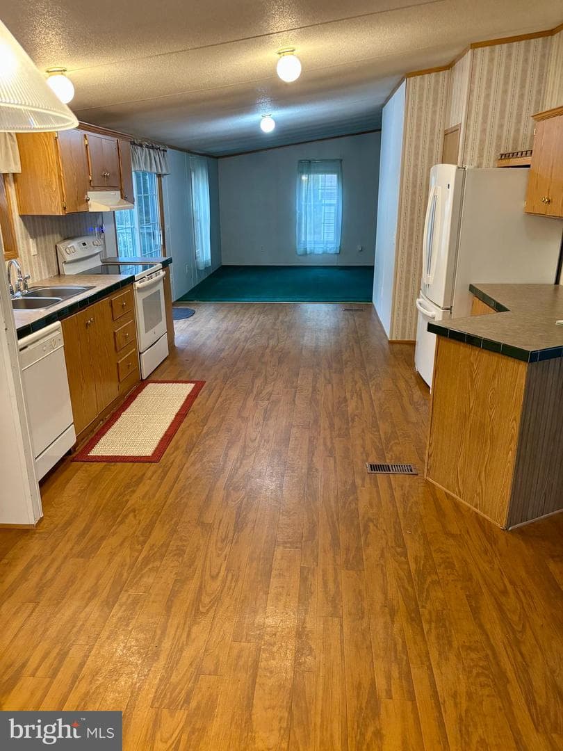 8568 Deer Road photo 18