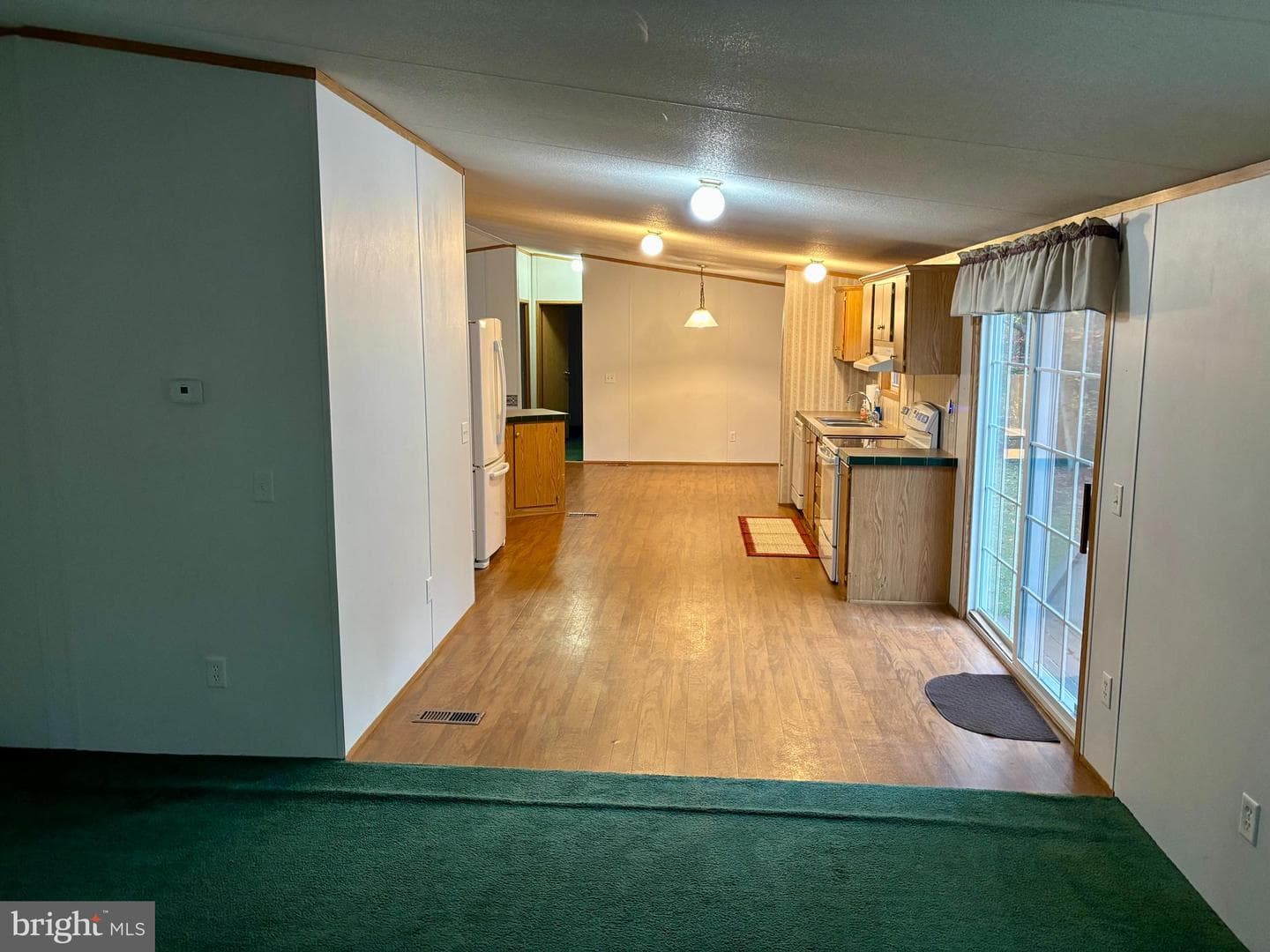 8568 Deer Road photo 19