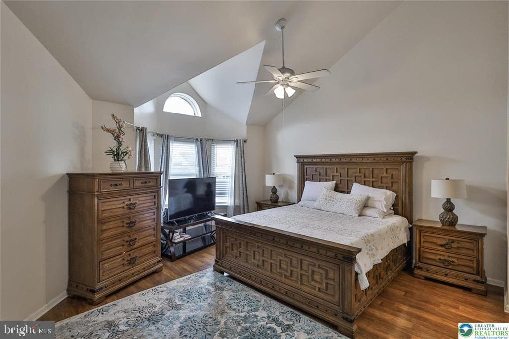 204 Ridings Circle photo 31