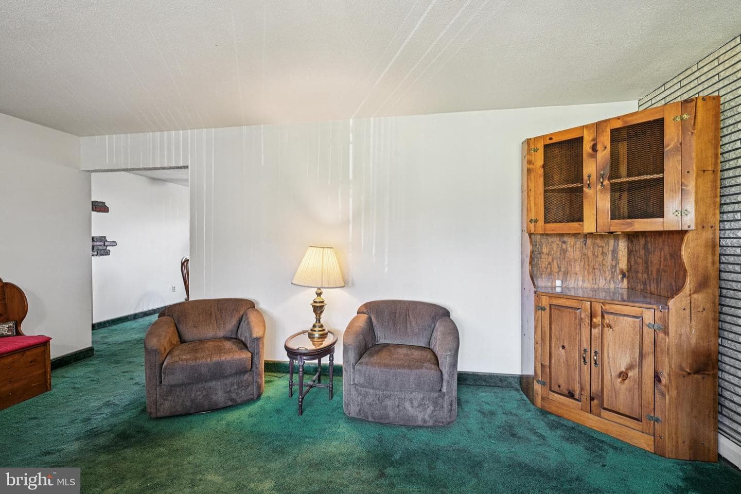 1459 Leicester Place photo 10