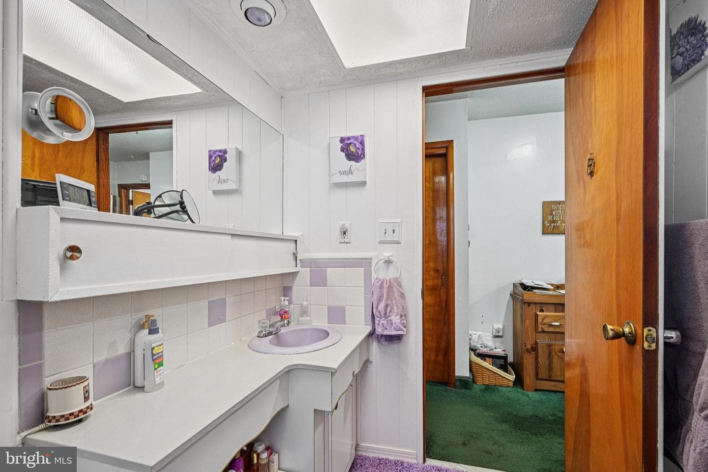 1459 Leicester Place photo 19