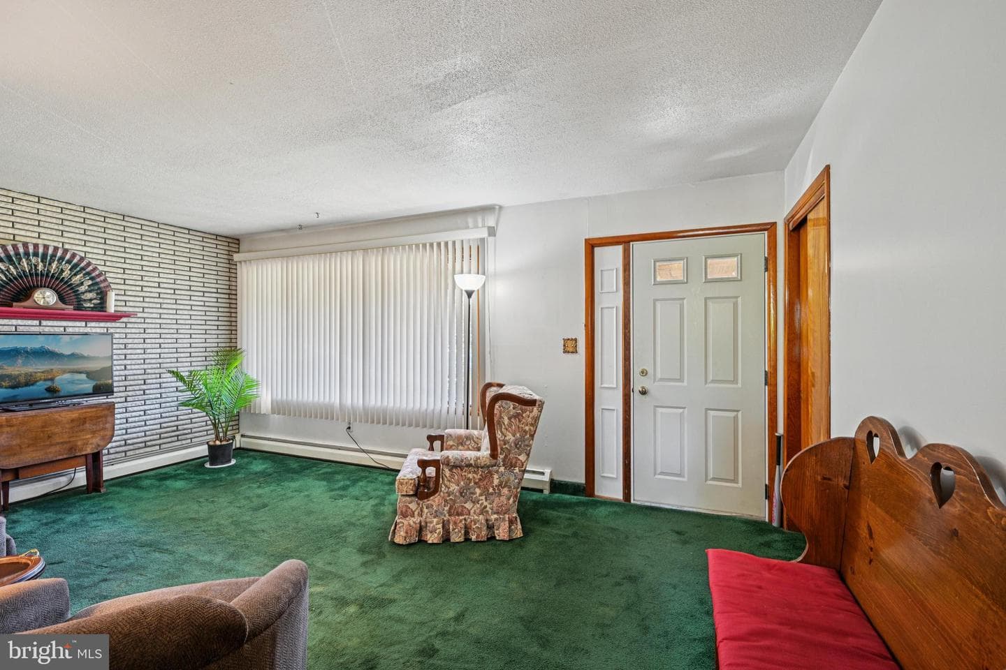 1459 Leicester Place photo 8