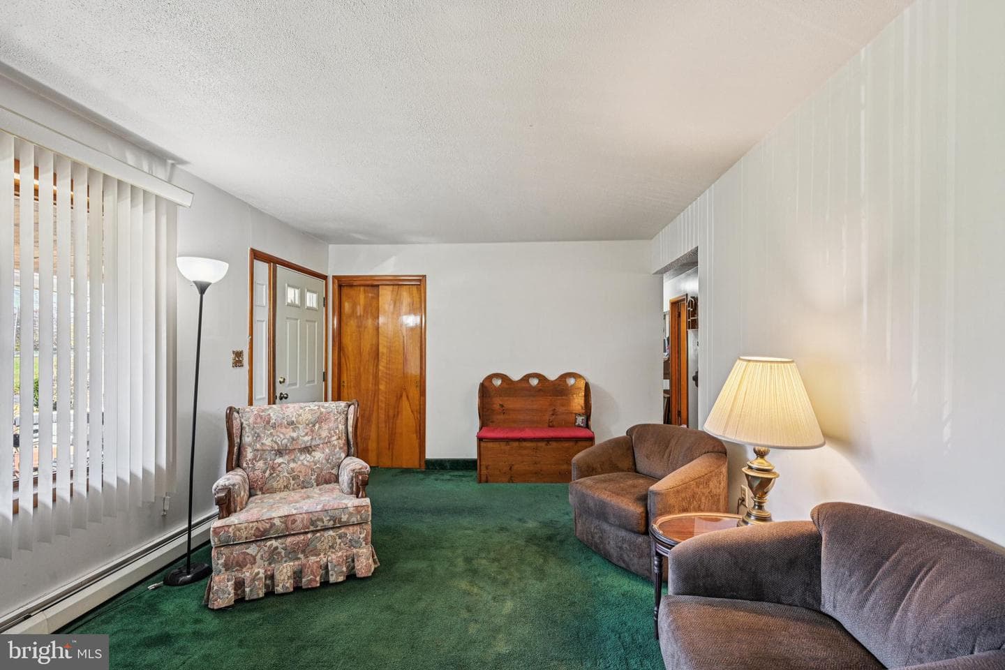1459 Leicester Place photo 9