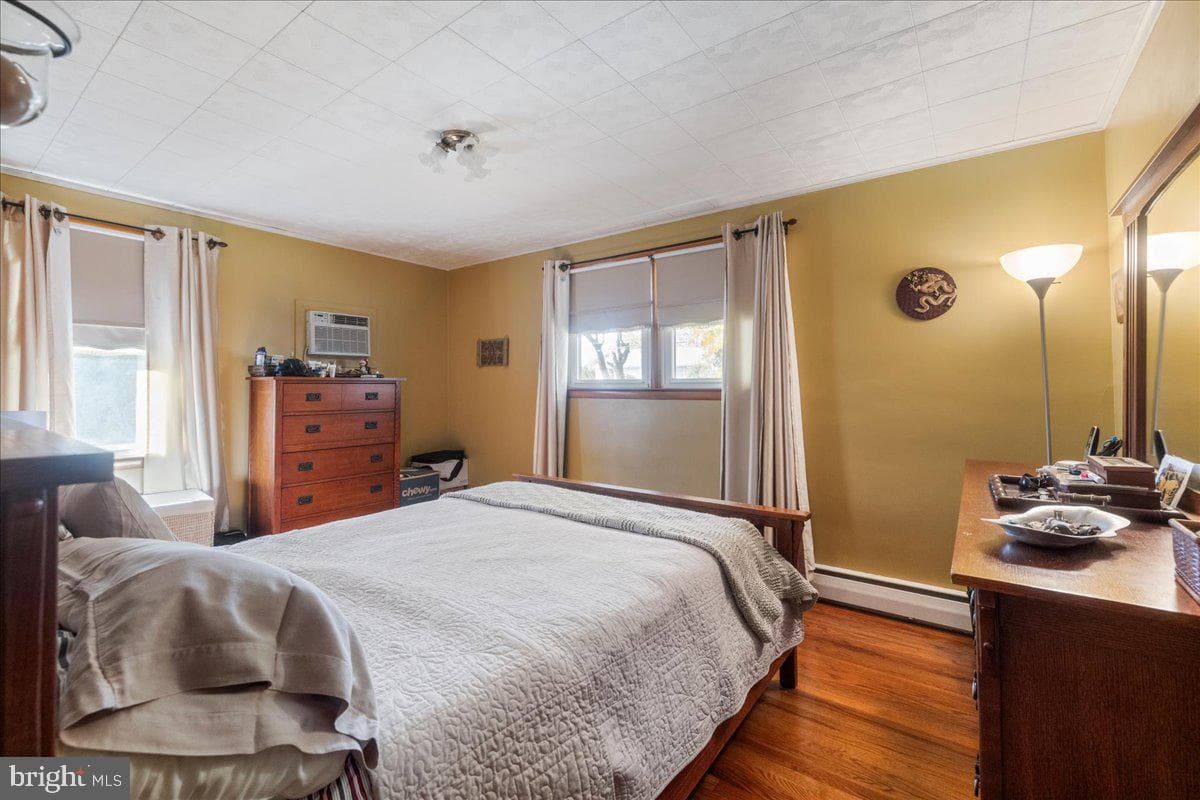 1305 Lehigh Street photo 17