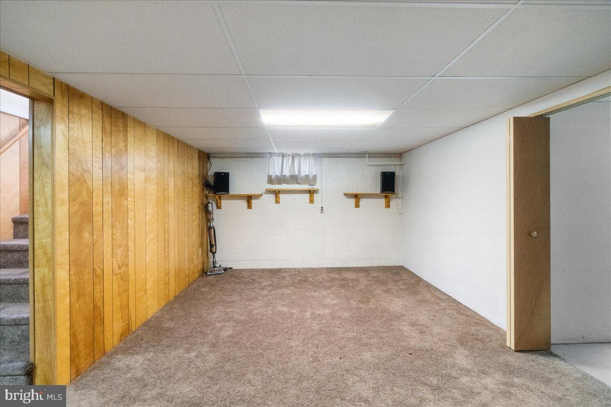 1305 Lehigh Street photo 25