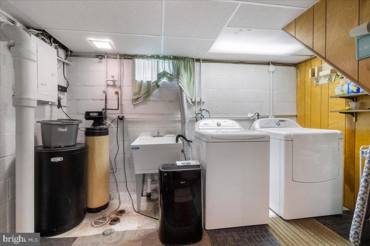 1305 Lehigh Street photo 27