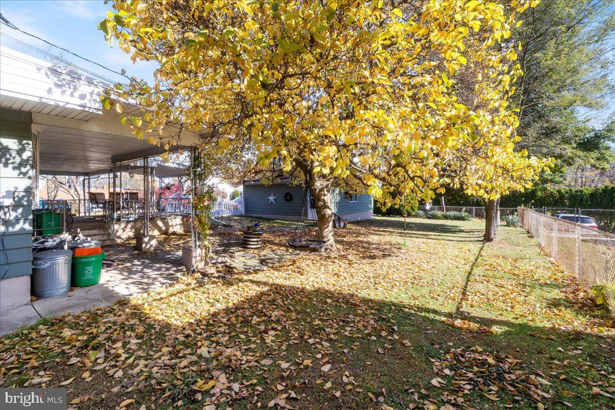 1305 Lehigh Street photo 31