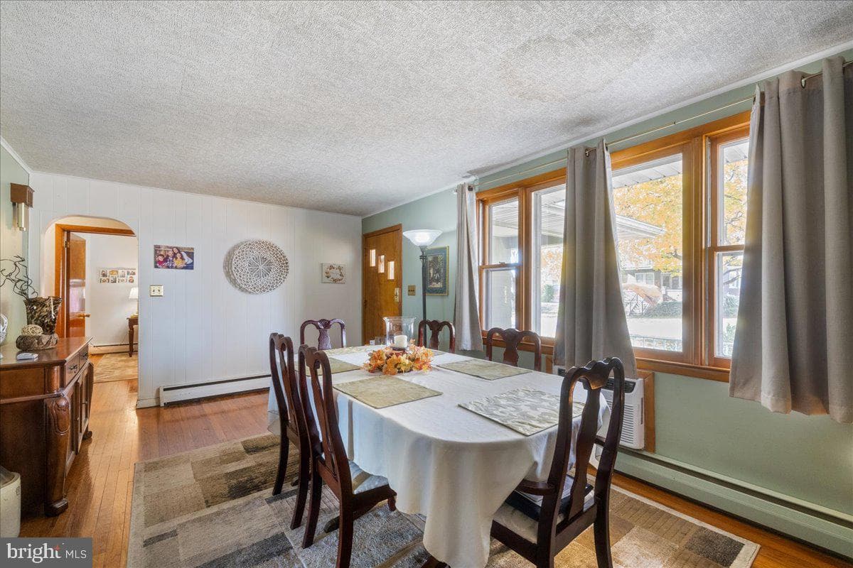 1305 Lehigh Street photo 6