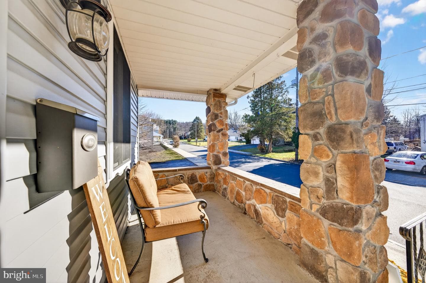 309 Delong Avenue photo 7