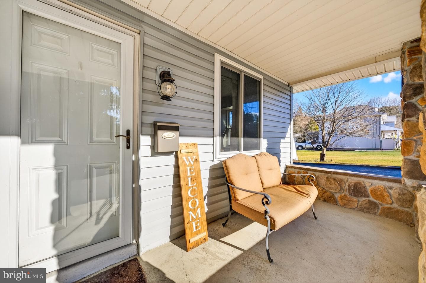 309 Delong Avenue photo 8