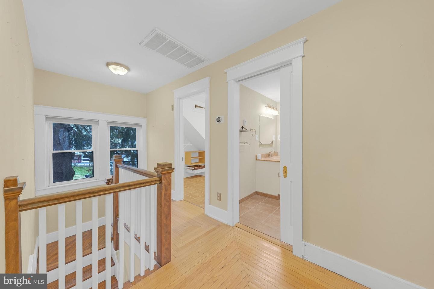 627 Scholl Avenue photo 34